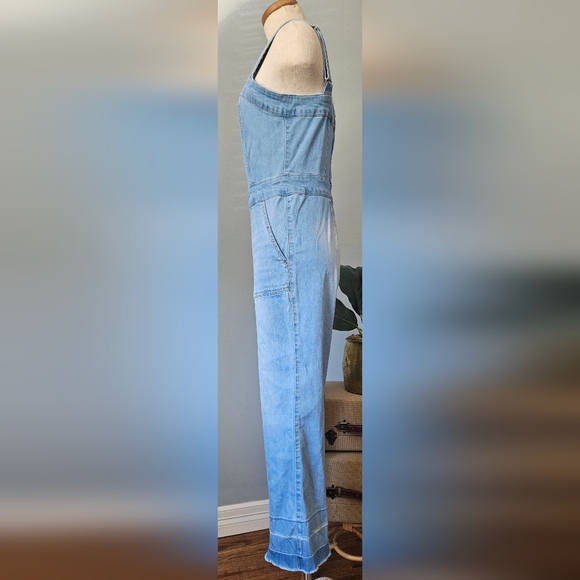 DOLLHOUSE Cropped Wide-Leg, light wash, raw-edge hems Denim Overalls! - Picture 5 of 14